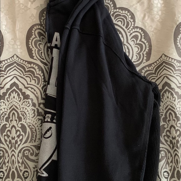 Used Mitchell and Ness Hoodie - Picture 6 of 6